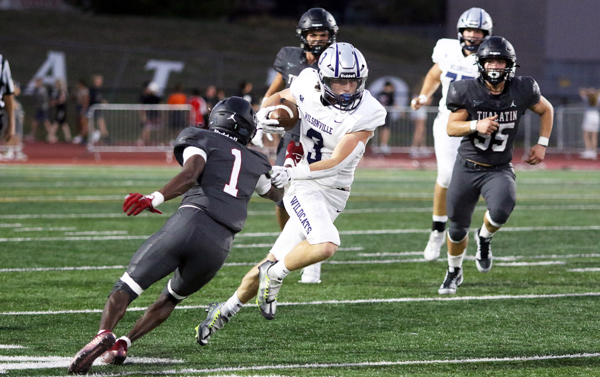 a Tualatin Wilsonville football Oregon September 15 2023 Dan Brood 40